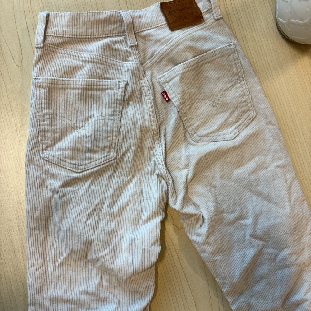 Levi's Women's Cream Corduroy Pants